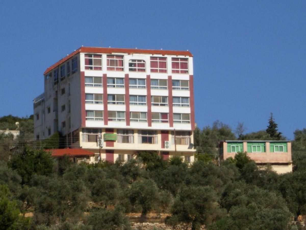Ajloun Hotel Екстер'єр фото