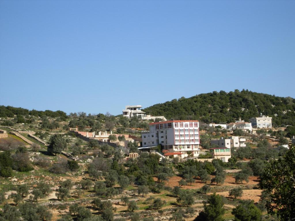 Ajloun Hotel Екстер'єр фото