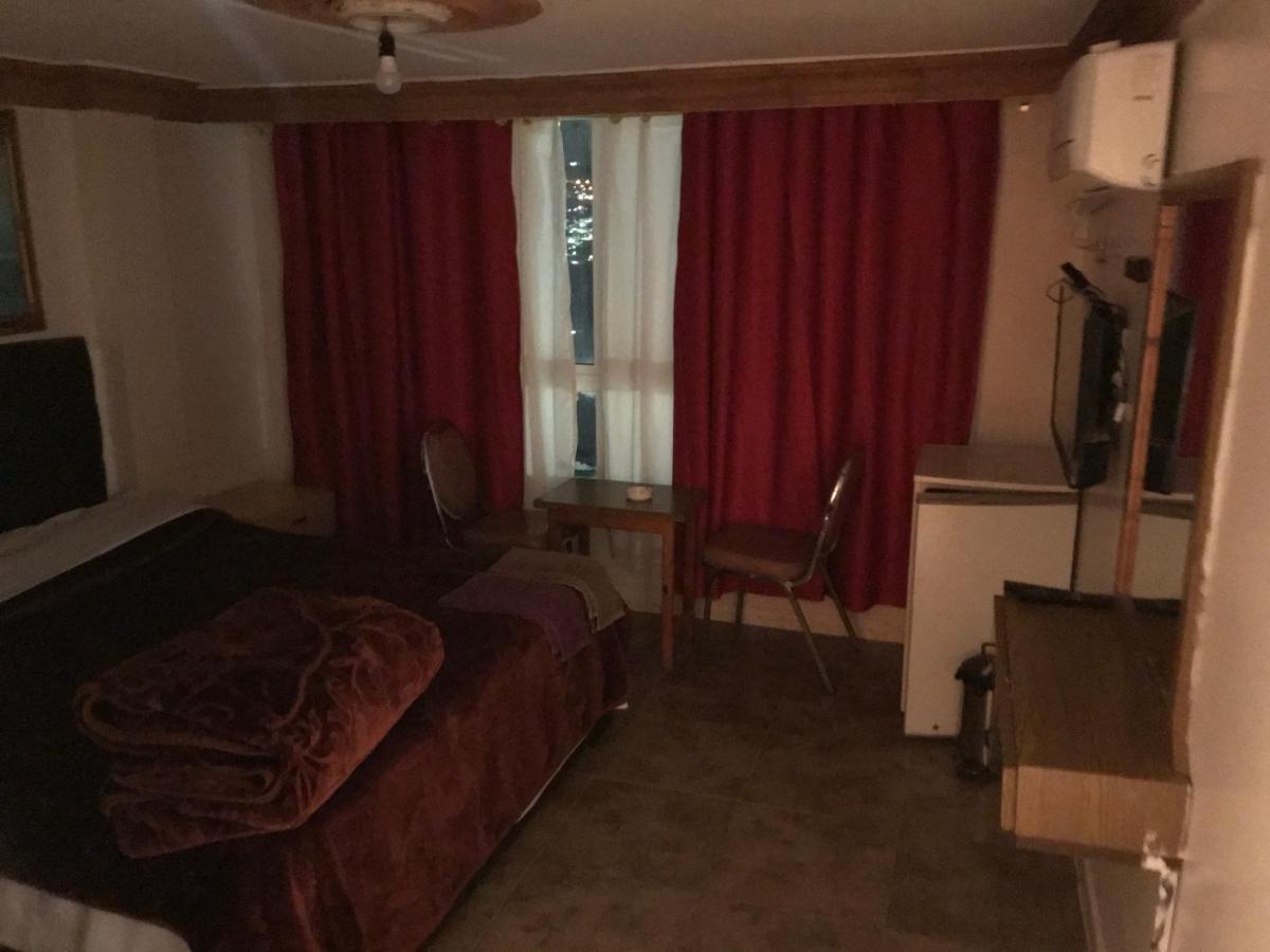 Ajloun Hotel Екстер'єр фото